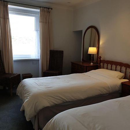 Cliffe House Bed & Breakfast Bed & Breakfast Kyleakin Exterior photo